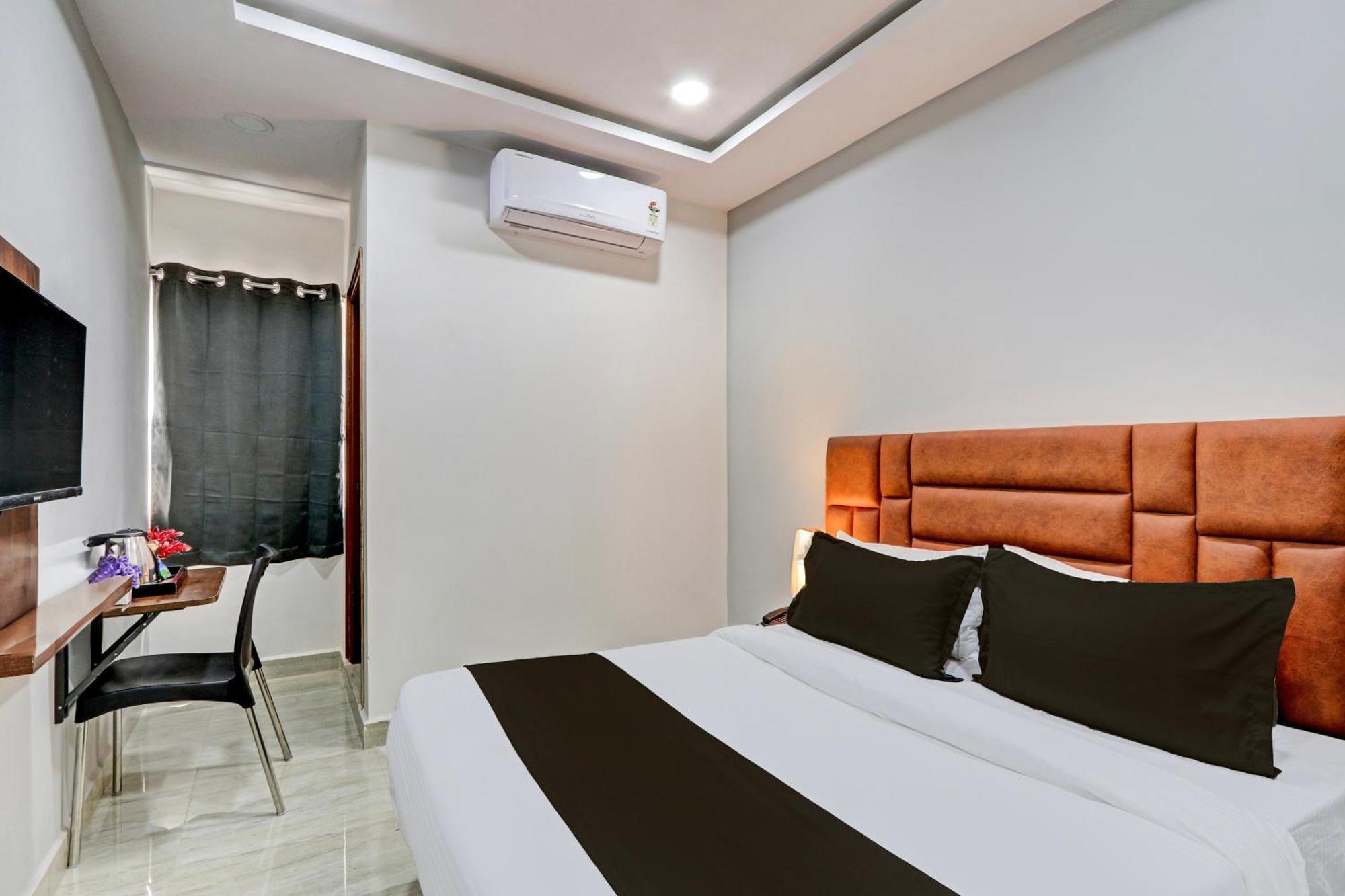 Super Hotel O Lavish Tranquil حيدر أباد المظهر الخارجي الصورة
