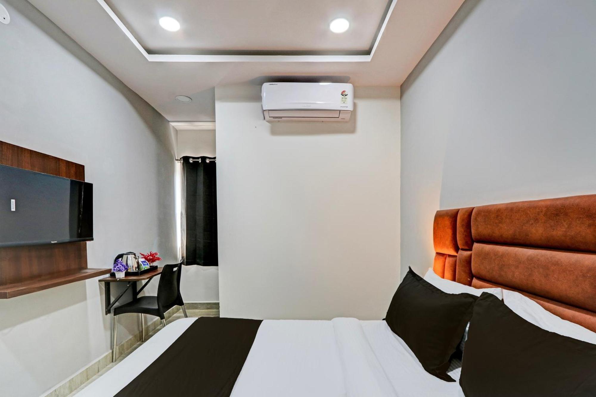 Super Hotel O Lavish Tranquil حيدر أباد المظهر الخارجي الصورة